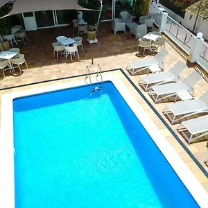 ** Hotel Es Mitjorn Espanha