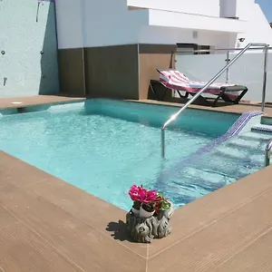 apartamentos-balcon-de-nerja-adults-only.hotelsinnerja.org/